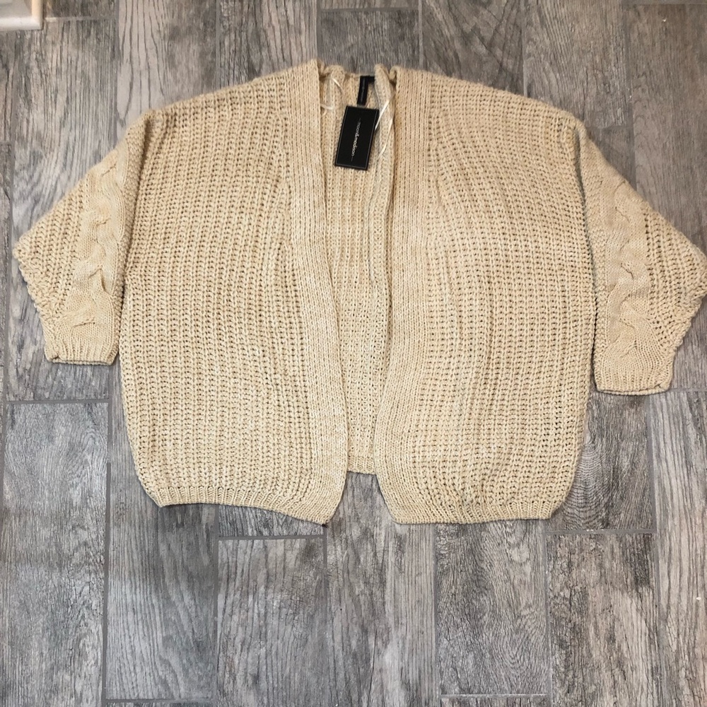 Beige knit Moon and Madison sweater